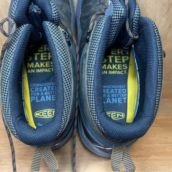 KEEN Targhee iii Men’s Size 16M Leather Mid Hiking Boots Brown/Navy Waterproof - Picture 9 of 11